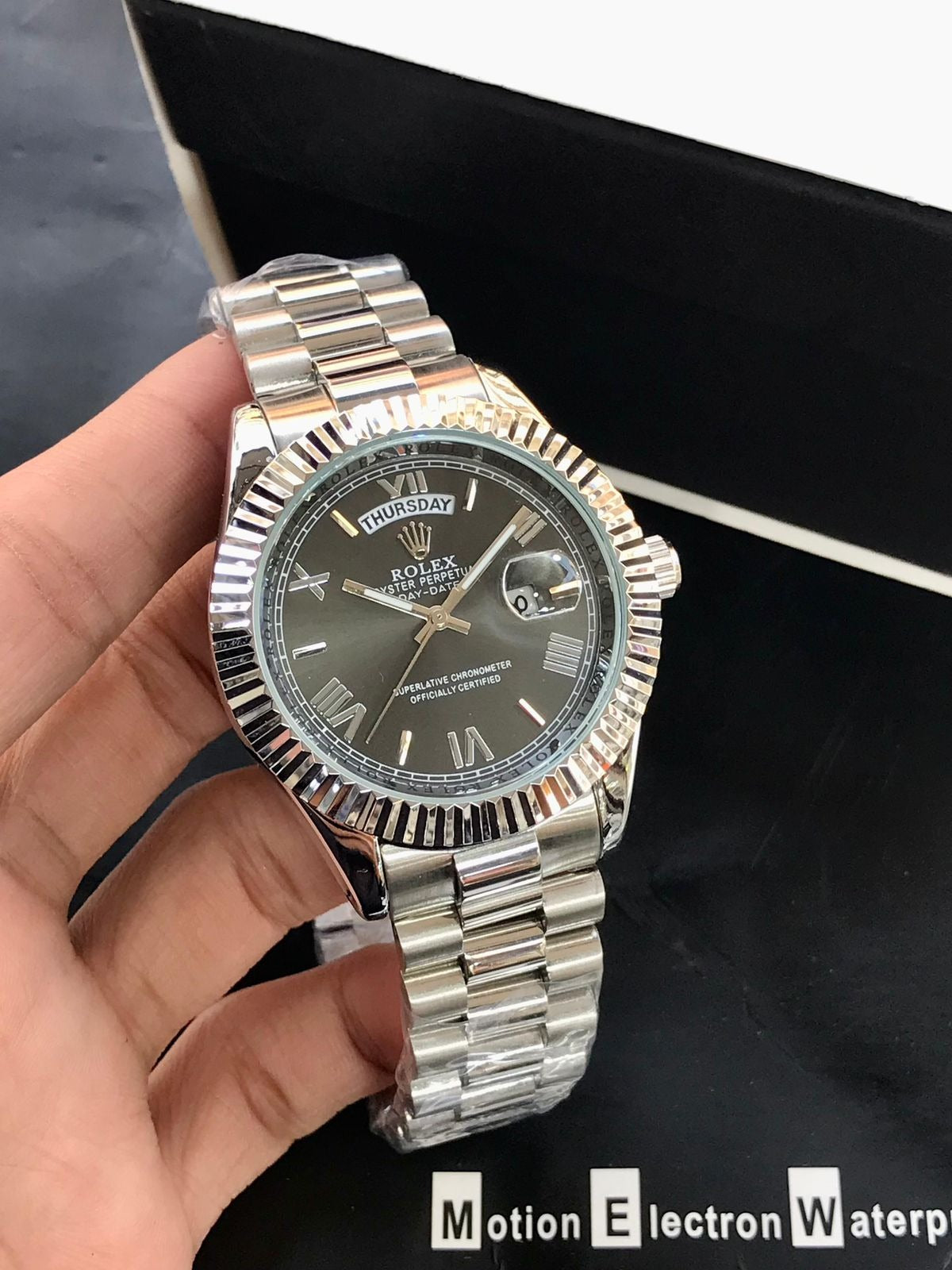 Elite Rolex Roman Quartz Day-Date Steel